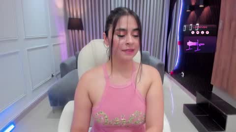 Ana online show from February 2025 07:27:01 PM