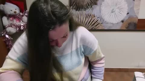 Anna online show from December 2024 10:43:01 AM