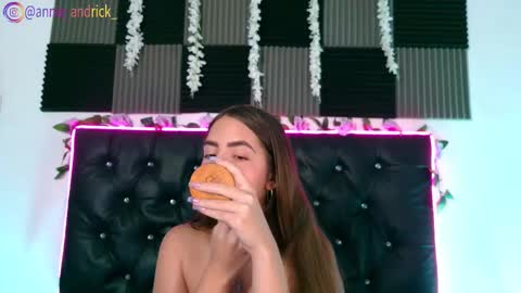 Annie Andrick online show from February 2026 01:23:02 PM