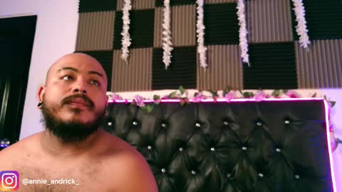 Annie Andrick online show from March 2026 12:05:03 PM