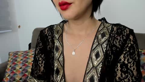 antonia online show from January 2025 11:00:02 AM