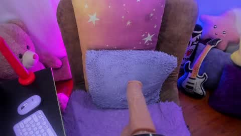 _antonella_dreams online show from April 2026 11:09:02 PM