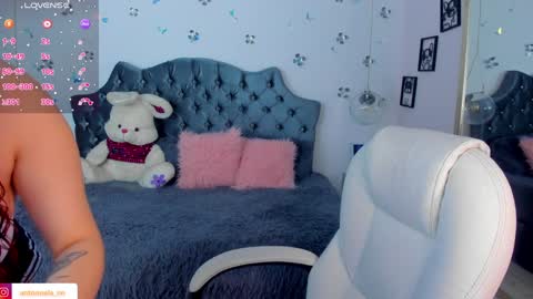 Snapshot of _antonnela_ chatting on December 2024 01:54:01 PM antonnela online show from December 2024 01:54:01 PM