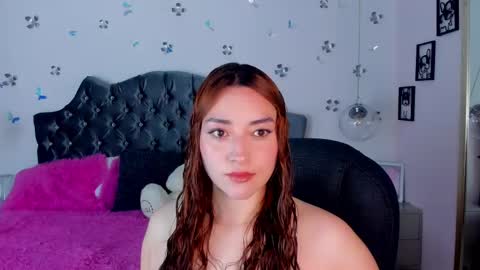 Snapshot of _antonnela_ chatting on February 2025 01:33:02 PM antonnela online show from February 2025 01:33:02 PM