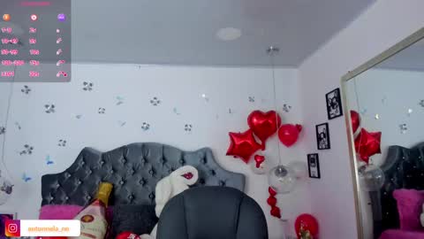 Snapshot of _antonnela_ chatting on February 2025 01:44:01 PM antonnela online show from February 2025 01:44:01 PM