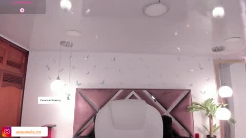 Snapshot of _antonnela_ chatting on November 2025 06:40:02 PM antonnela online show from November 2025 06:40:02 PM