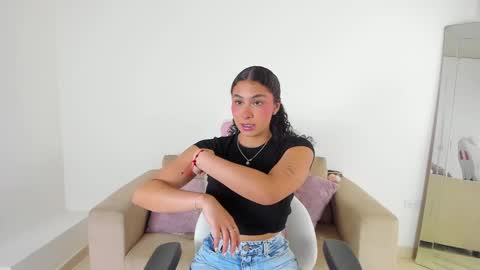    online show from March 2025 01:06:02 PM