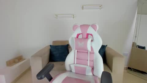    online show from September 2025 12:16:02 PM