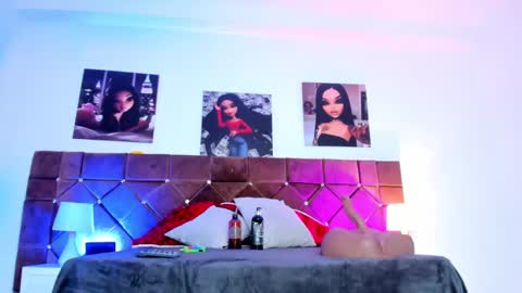 Ariana  online show from February 2025 01:09:02 PM