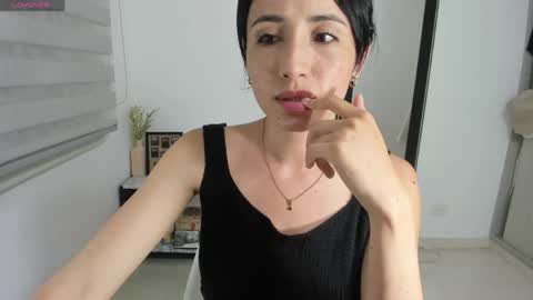 Snapshot of _arianna_hot22 chatting on May 2026 01:23:01 AM Arianna online show from May 2026 01:23:01 AM