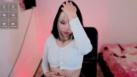 Snapshot of _ariiaa_ chatting on November 2025 03:10:02 AM Aria online show from November 2025 03:10:02 AM