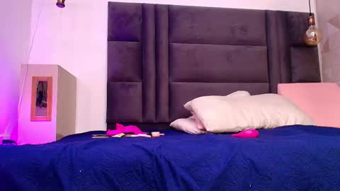 Arlet online show from October 2025 03:08:01 AM