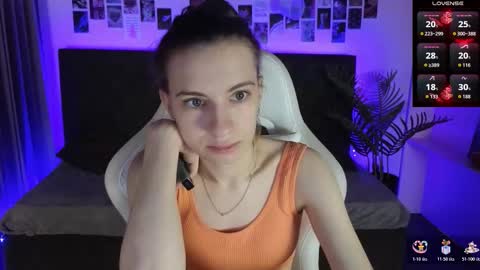_ash_leyy_ online show from February 2026 01:25:02 AM