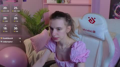 _ash_leyy_ online show from May 2026 01:32:02 AM