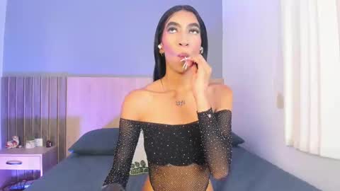 Snapshot of _ashly_77 chatting on October 2025 07:44:02 PM Ashly online show from October 2025 07:44:02 PM