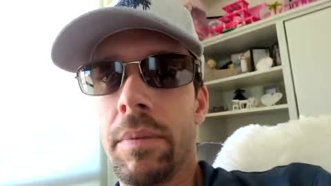 Snapshot of _b_h_c_ chatting on November 2025 12:11:02 AM _b_h_c_ online show from November 2025 12:11:02 AM