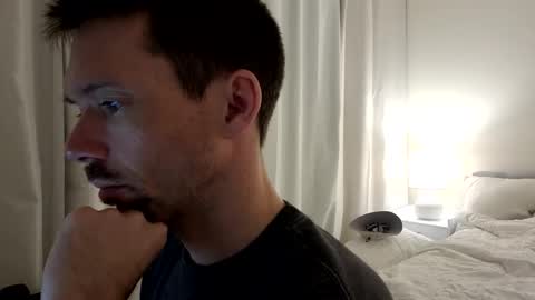 Snapshot of _b_h_c_ chatting on December 2025 08:41:02 AM _b_h_c_ online show from December 2025 08:41:02 AM