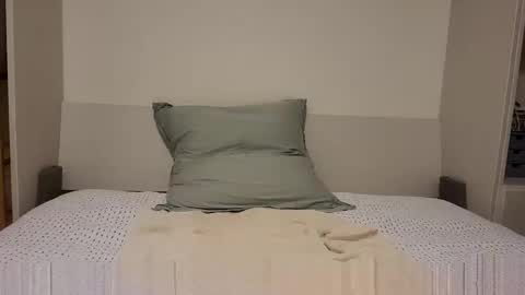 Snapshot of _b_h_c_ chatting on January 2026 06:51:02 AM _b_h_c_ online show from January 2026 06:51:02 AM