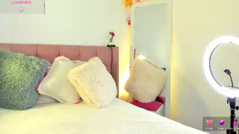 Snapshot of _baihiiti_ chatting on June 2026 02:20:02 AM Sara independent model online show from June 2026 02:20:02 AM