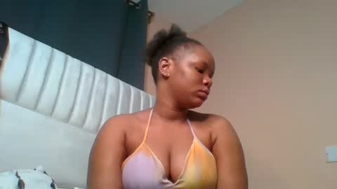 _barbieboss_ online show from November 2025 10:25:02 AM