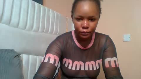 _barbieboss_ online show from November 2025 10:59:01 AM