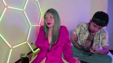 Lunita  online show from January 2025 12:23:01 PM