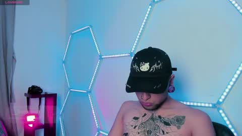 Lunita  online show from January 2025 11:00:02 PM