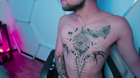 Lunita  online show from February 2025 07:18:02 AM