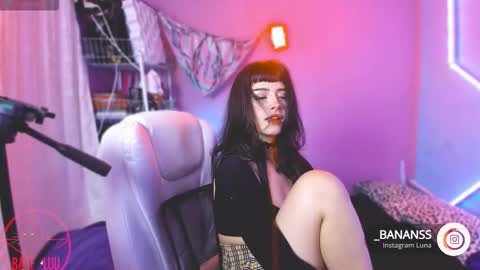 Lunita  online show from October 2025 01:24:01 AM