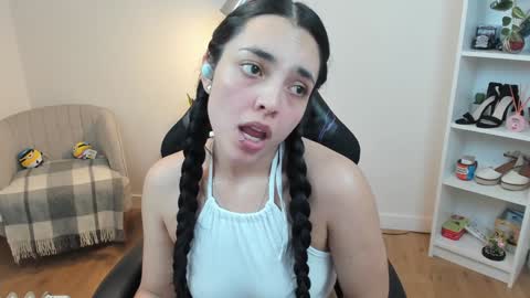 Bella Evans online show from January 2025 09:03:01 AM