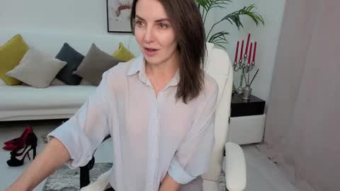 Beylly online show from January 2026 04:00:01 PM