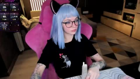 Snapshot of _black_fox__ chatting on April 2026 12:02:01 AM Olivia Subscribe to my Fansly - online show from April 2026 12:02:01 AM