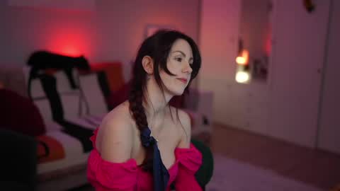 Lili online show from March 2026 08:19:01 AM