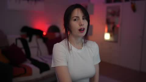 Lili online show from April 2026 08:12:02 AM