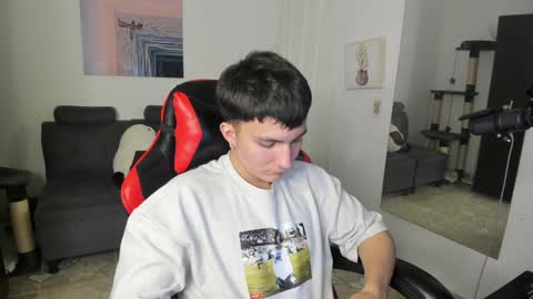 Snapshot of _blakee chatting on December 2024 07:14:01 AM B L A K E online show from December 2024 07:14:01 AM