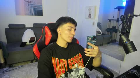 Snapshot of _blakee chatting on January 2025 05:23:02 AM B L A K E online show from January 2025 05:23:02 AM