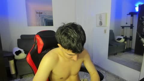 Snapshot of _blakee chatting on January 2025 02:14:01 AM B L A K E online show from January 2025 02:14:01 AM