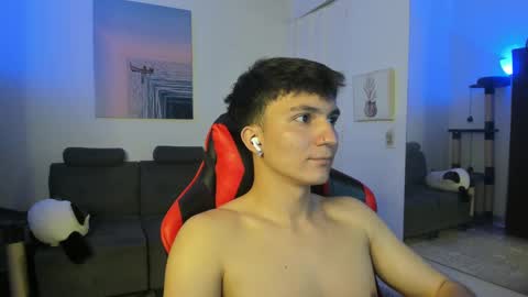 Snapshot of _blakee chatting on January 2025 08:08:02 AM B L A K E online show from January 2025 08:08:02 AM