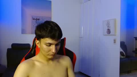 Snapshot of _blakee chatting on January 2025 12:43:02 AM B L A K E online show from January 2025 12:43:02 AM