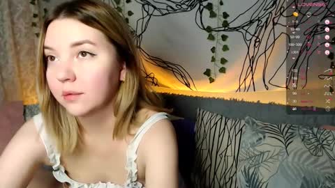 Elizabeth online show from October 2025 08:29:01 PM