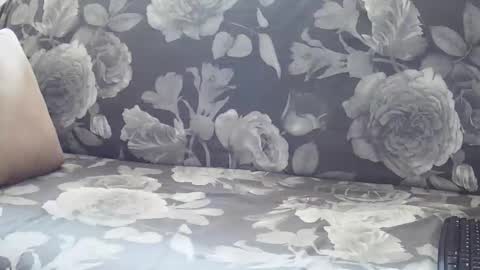 Snapshot of _bunny_b chatting on March 2026 08:18:02 AM I will be back soon online show from March 2026 08:18:02 AM