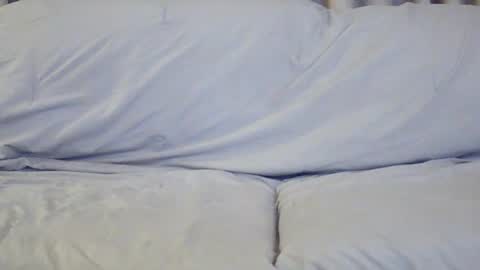 Snapshot of _bunny_b chatting on July 2026 06:20:01 PM I will be back soon online show from July 2026 06:20:01 PM