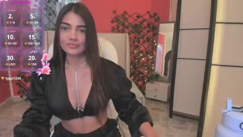 Snapshot of _camilarose chatting on May 2026 07:32:02 PM Camila Rose online show from May 2026 07:32:02 PM