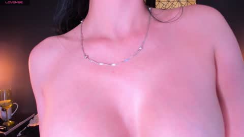 Carolina  online show from February 2025 06:07:01 PM