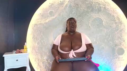 Snapshot of _carolinagomez chatting on October 2025 07:34:01 PM Caro. online show from October 2025 07:34:01 PM