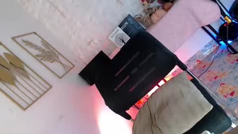 Snapshot of _caroline69 chatting on February 2026 07:13:01 AM Caroline online show from February 2026 07:13:01 AM