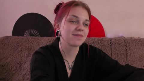 Snapshot of _caroline_coy chatting on May 2026 10:54:02 AM Caroline online show from May 2026 10:54:02 AM