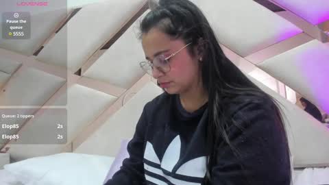 Caroline Sweet online show from December 2024 07:29:02 AM