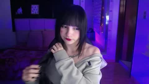 _charlotte_collins_ online show from January 2026 02:43:02 PM