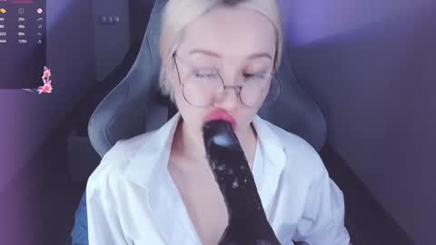 Angelina online show from January 2025 04:06:01 PM